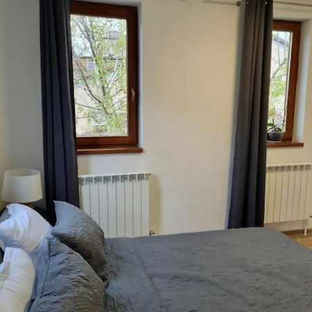 Cozy Apartment Near City Center Bucureşti Eksteriør bilde